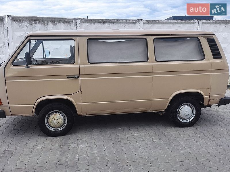 Минивэн Volkswagen Multivan 1989 в Хмельницком