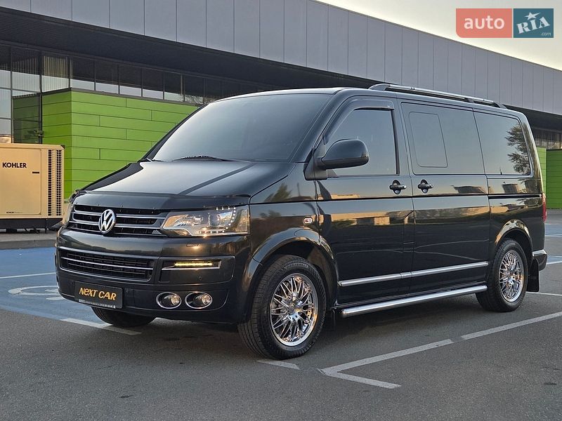 Минивэн Volkswagen Multivan 2012 в Киеве