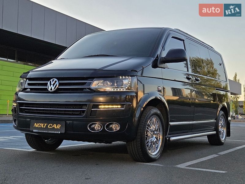 Минивэн Volkswagen Multivan 2012 в Киеве