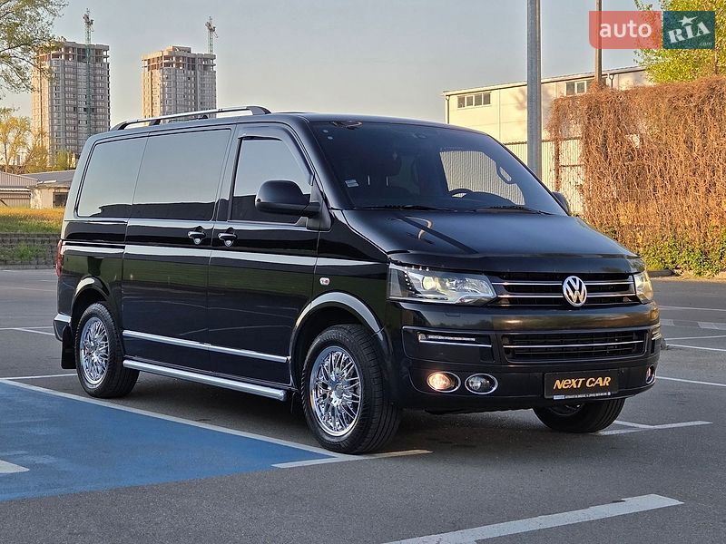 Минивэн Volkswagen Multivan 2012 в Киеве