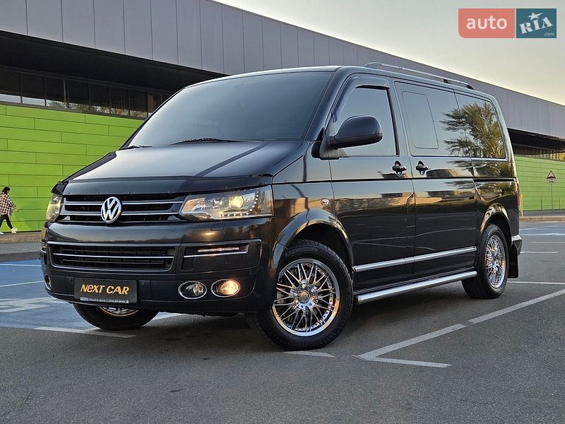 Минивэн Volkswagen Multivan 2012 в Киеве