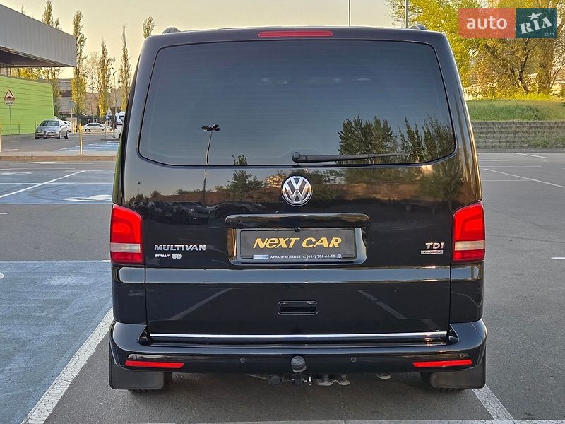 Минивэн Volkswagen Multivan 2012 в Киеве