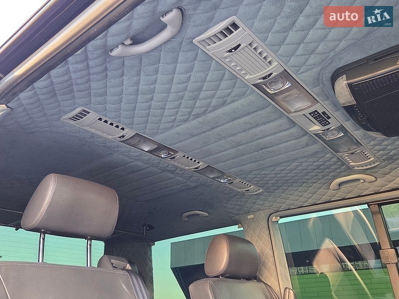 Минивэн Volkswagen Multivan 2012 в Киеве
