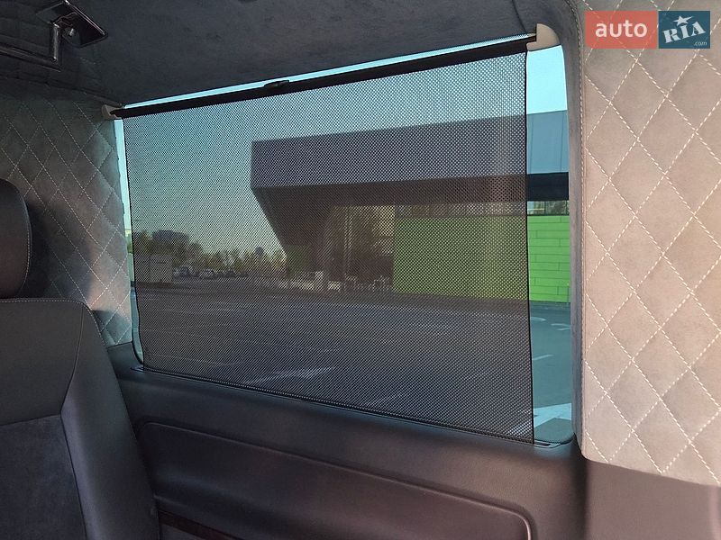 Минивэн Volkswagen Multivan 2012 в Киеве