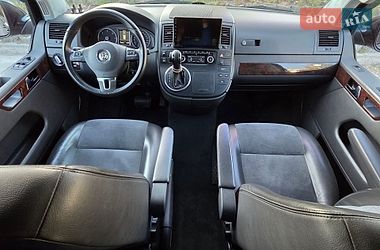 Минивэн Volkswagen Multivan 2012 в Киеве