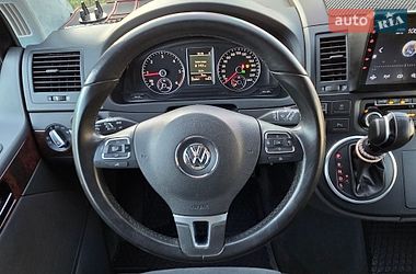 Минивэн Volkswagen Multivan 2012 в Киеве