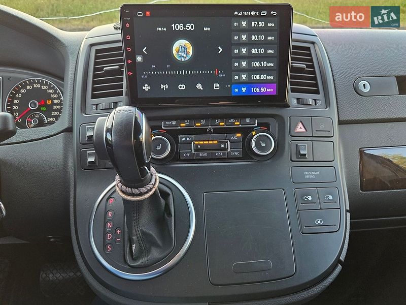 Минивэн Volkswagen Multivan 2012 в Киеве