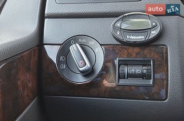 Минивэн Volkswagen Multivan 2012 в Киеве