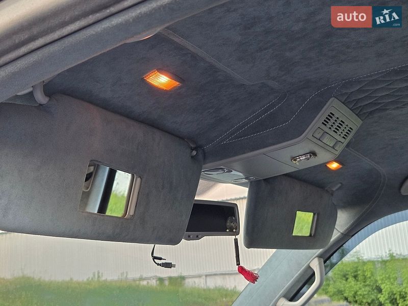 Минивэн Volkswagen Multivan 2012 в Киеве