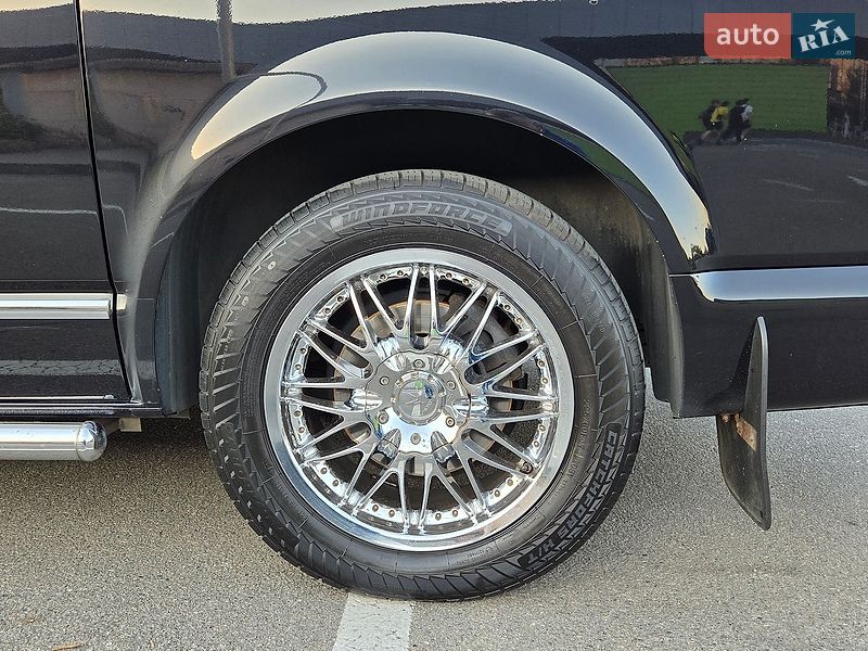 Минивэн Volkswagen Multivan 2012 в Киеве