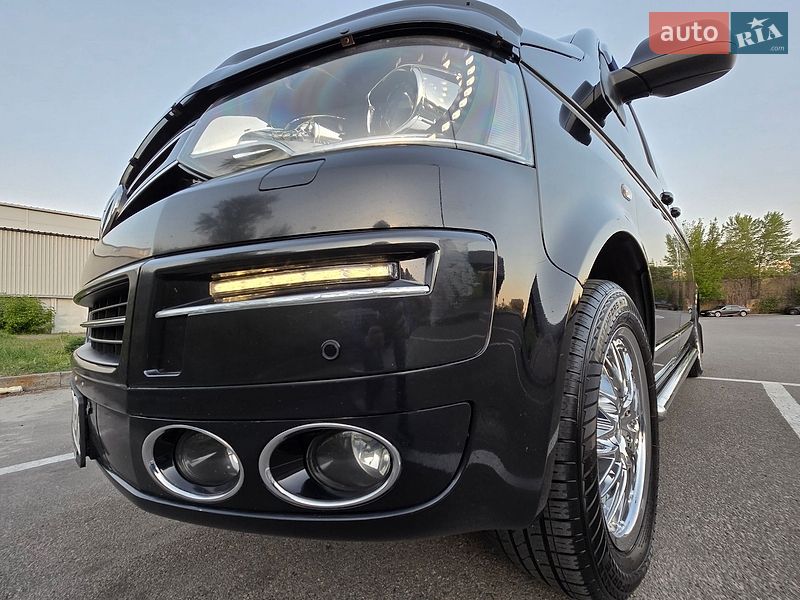 Минивэн Volkswagen Multivan 2012 в Киеве