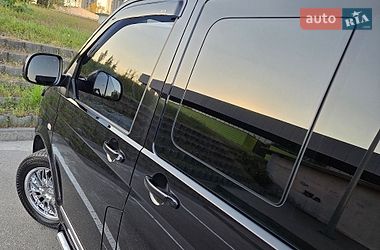 Минивэн Volkswagen Multivan 2012 в Киеве