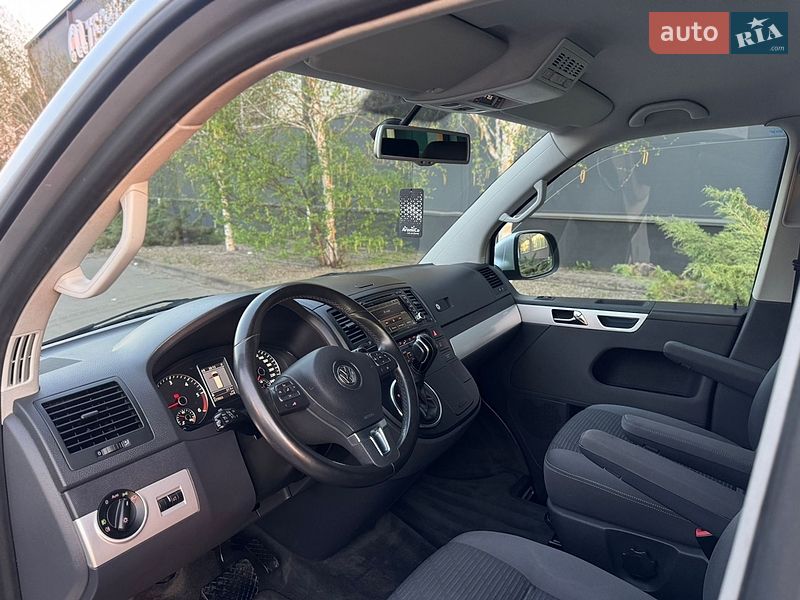 Минивэн Volkswagen Multivan 2013 в Белой Церкви