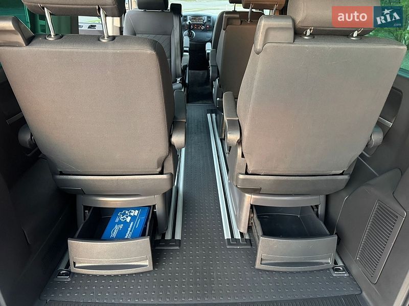 Минивэн Volkswagen Multivan 2013 в Белой Церкви