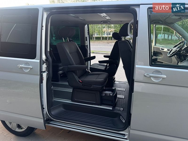 Минивэн Volkswagen Multivan 2013 в Белой Церкви