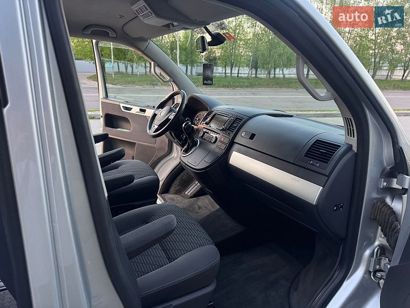 Минивэн Volkswagen Multivan 2013 в Белой Церкви