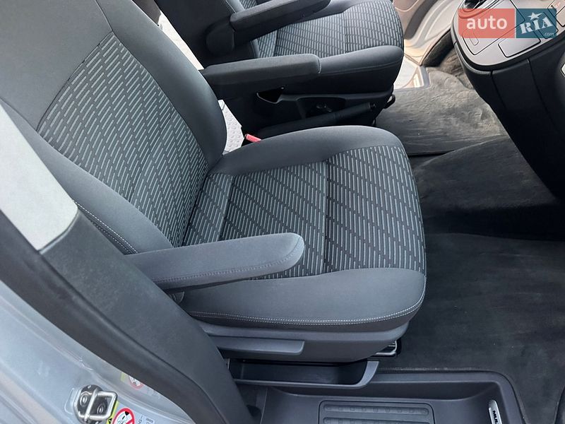 Минивэн Volkswagen Multivan 2013 в Белой Церкви