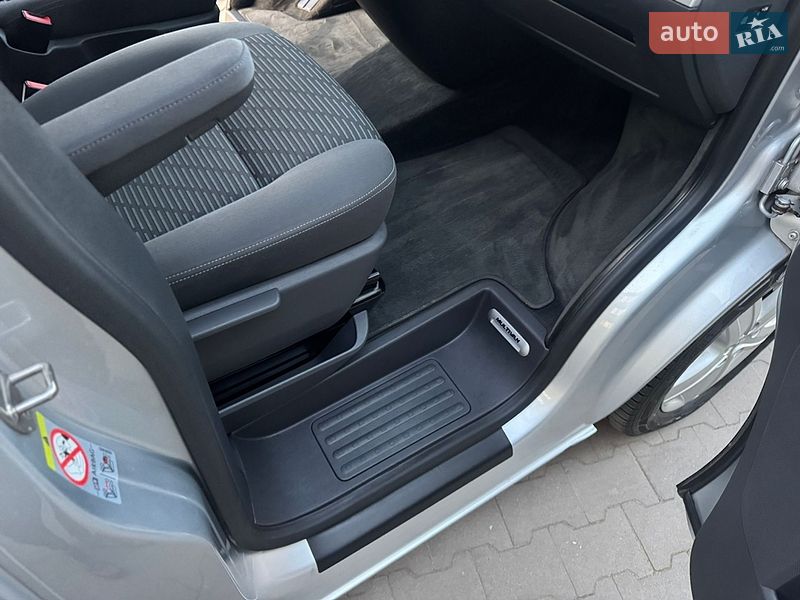 Минивэн Volkswagen Multivan 2013 в Белой Церкви
