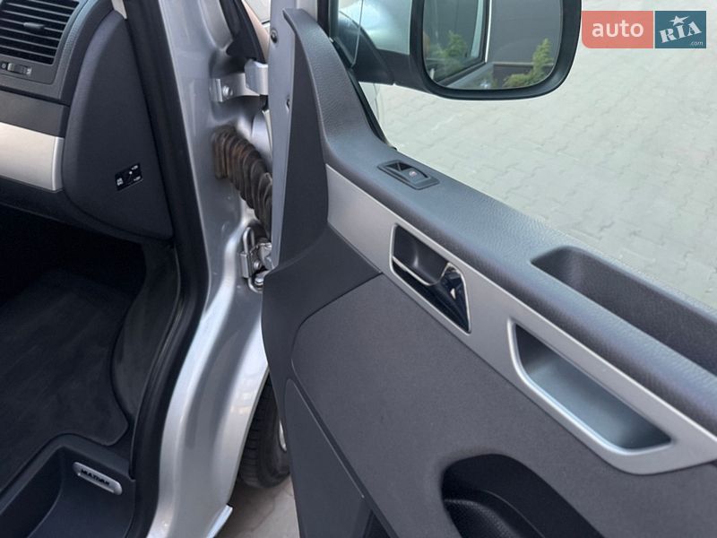 Минивэн Volkswagen Multivan 2013 в Белой Церкви
