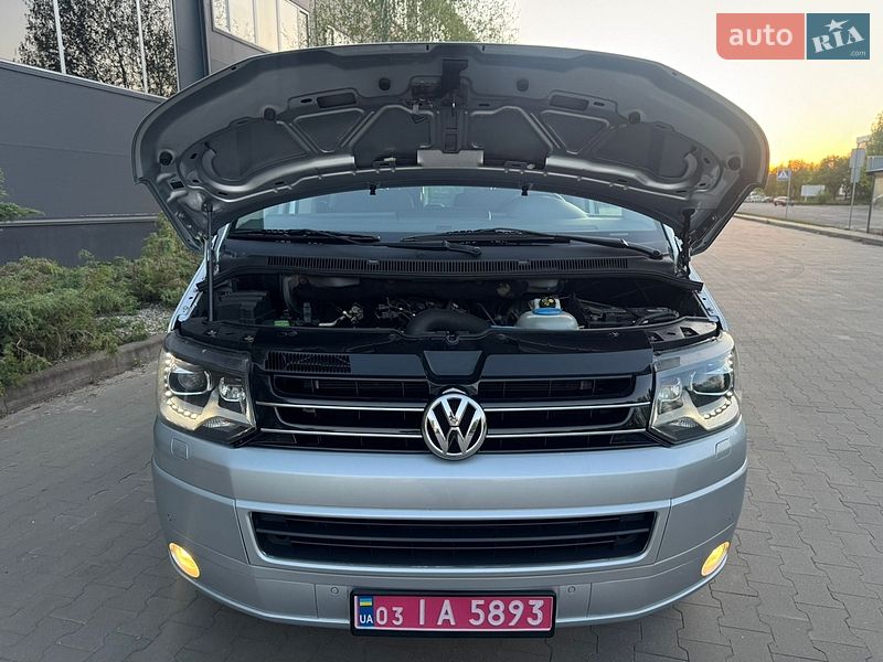 Минивэн Volkswagen Multivan 2013 в Белой Церкви
