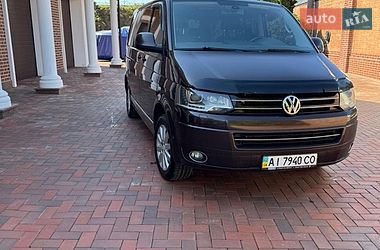 Volkswagen Multivan  2013