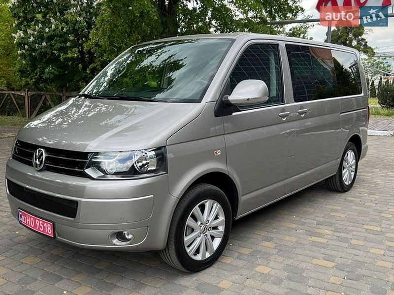 Мінівен Volkswagen Multivan 2014 в Луцьку