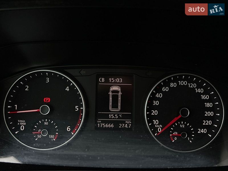 Минивэн Volkswagen Multivan 2016 в Львове фото 12 Минивэн Volkswagen Multivan 2016 в Львове
