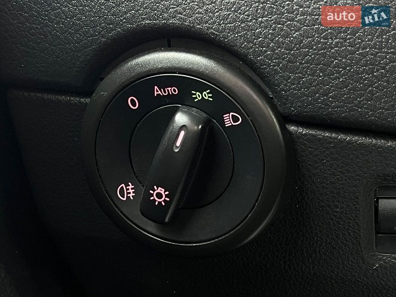Минивэн Volkswagen Multivan 2016 в Львове фото 15 Минивэн Volkswagen Multivan 2016 в Львове