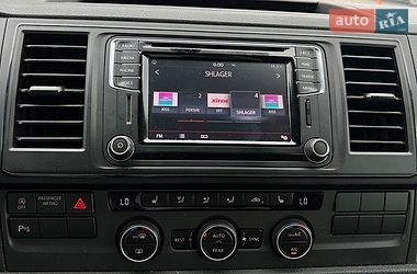 Минивэн Volkswagen Multivan 2016 в Львове фото 13 Минивэн Volkswagen Multivan 2016 в Львове