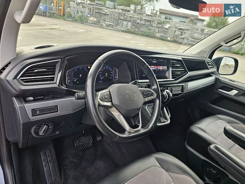 Минивэн Volkswagen Multivan 2020 в Черновцах