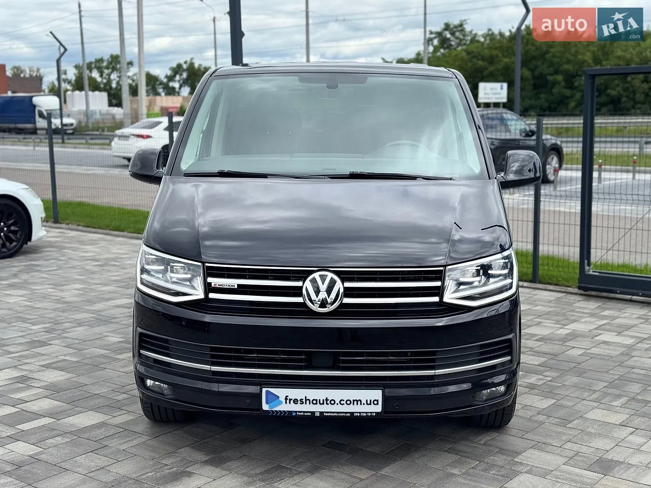 2019 Volkswagen Multivan - мініатюра 3