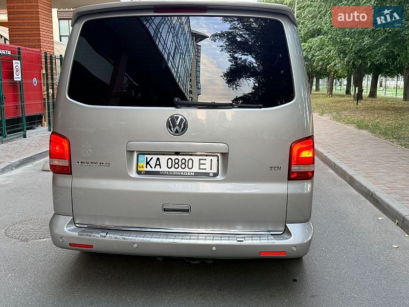 Минивэн Volkswagen Multivan 2010 в Киеве фото 6 Минивэн Volkswagen Multivan 2010 в Киеве