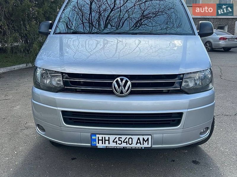 Volkswagen Multivan 2012 Volkswagen Multivan 2012