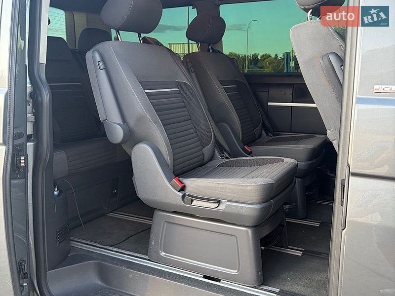 Минивэн Volkswagen Multivan 2014 в Ананьеве