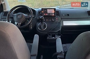 Минивэн Volkswagen Multivan 2014 в Ананьеве