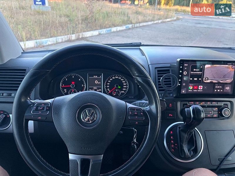 Минивэн Volkswagen Multivan 2014 в Ананьеве