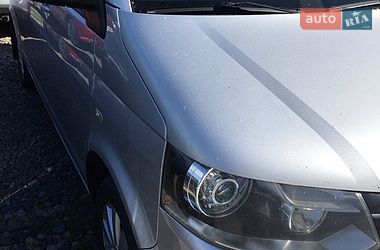 Volkswagen Multivan  2012