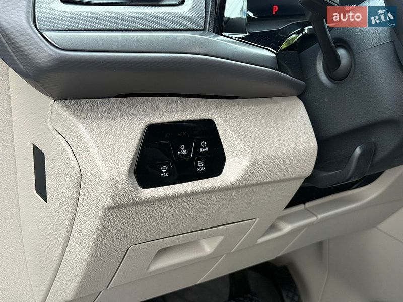 Мінівен Volkswagen Multivan 2022 в Хмельницькому