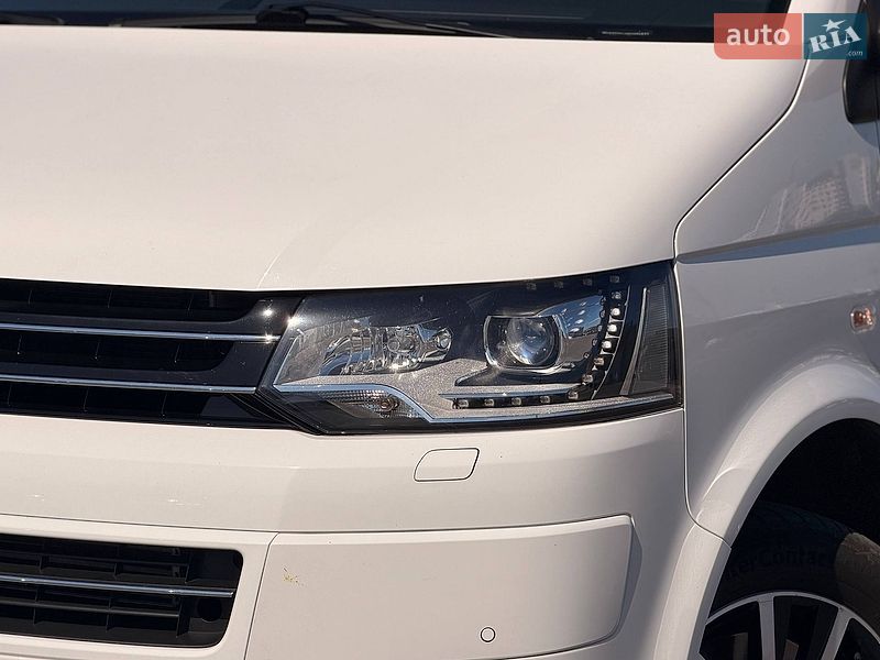 Минивэн Volkswagen Multivan 2013 в Кривом Роге