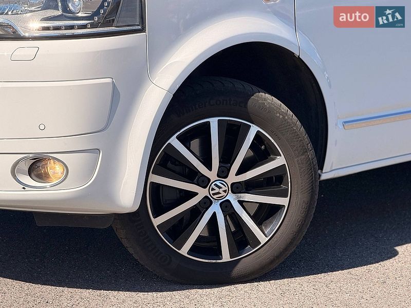 Минивэн Volkswagen Multivan 2013 в Кривом Роге