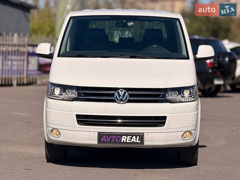 Минивэн Volkswagen Multivan 2013 в Кривом Роге