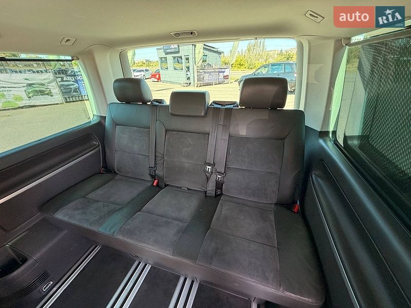 Минивэн Volkswagen Multivan 2013 в Кривом Роге
