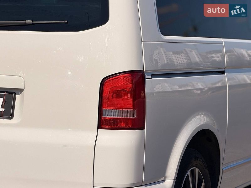 Минивэн Volkswagen Multivan 2013 в Кривом Роге