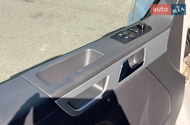 Минивэн Volkswagen Multivan 2013 в Кривом Роге