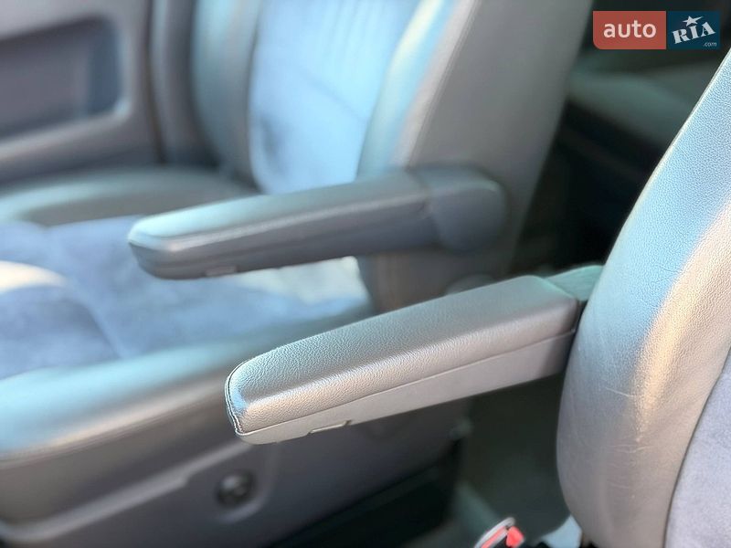Минивэн Volkswagen Multivan 2013 в Кривом Роге