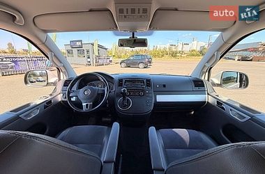Минивэн Volkswagen Multivan 2013 в Кривом Роге
