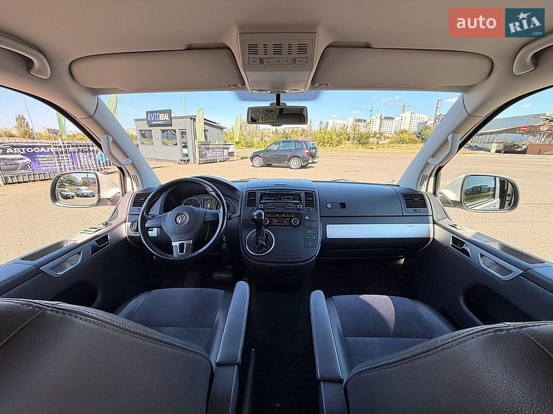 Минивэн Volkswagen Multivan 2013 в Кривом Роге