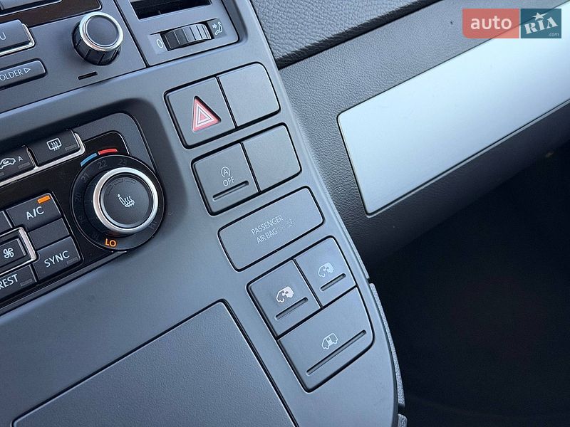 Минивэн Volkswagen Multivan 2013 в Кривом Роге