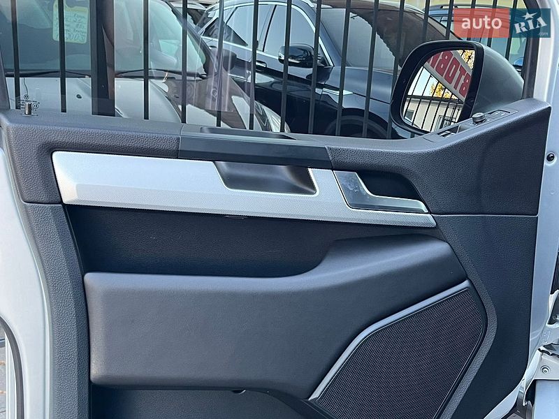 Мінівен Volkswagen Multivan 2019 в Миколаєві