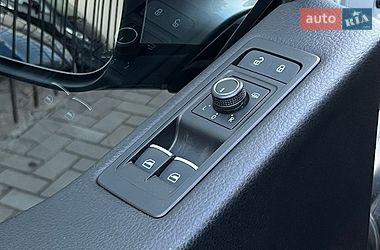 Мінівен Volkswagen Multivan 2019 в Миколаєві
